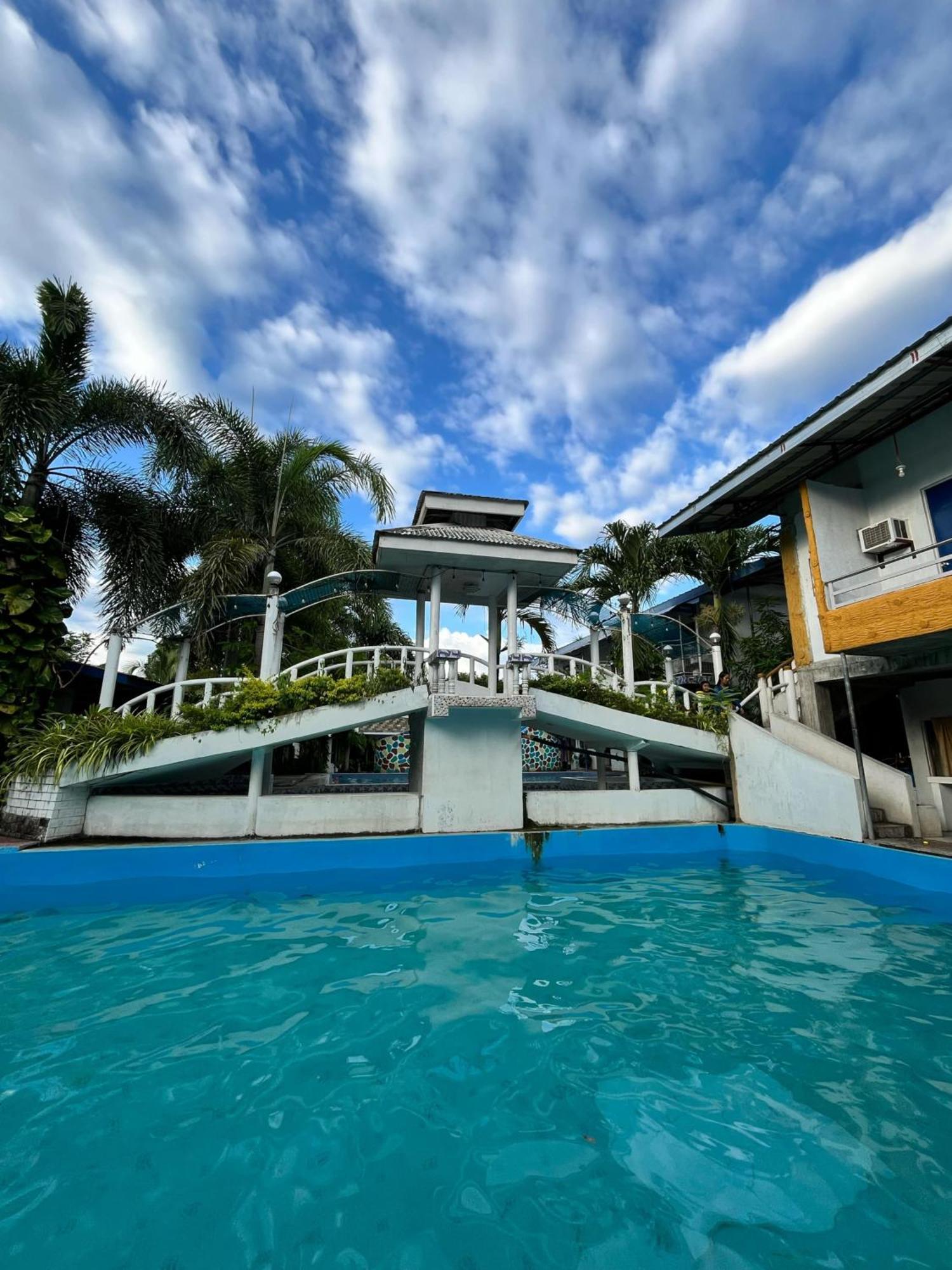 Isla Paraiso Resort-Hotel Sison Ngoại thất bức ảnh